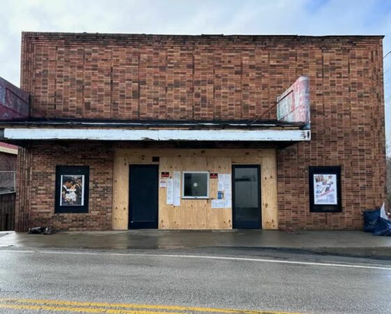 seale theater booneville ky owsley county